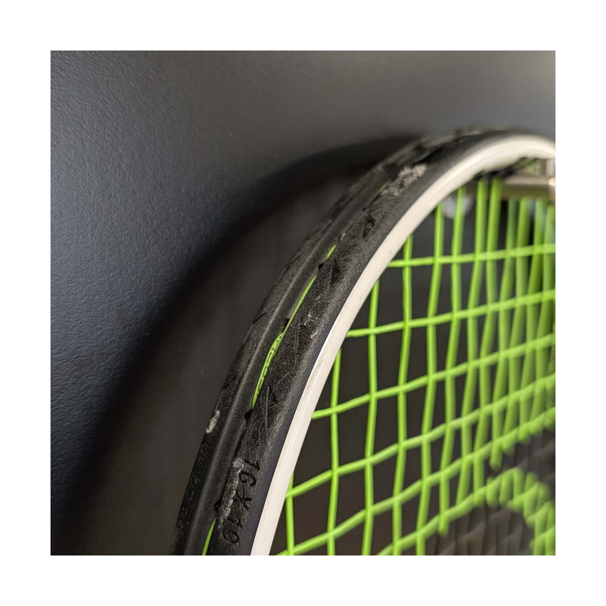 Solinco 8 Racket Racket Solinco White Out 305 (305g) - Used - Extreme Tennis