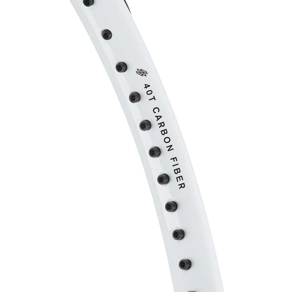 Solinco White Out 290 racket