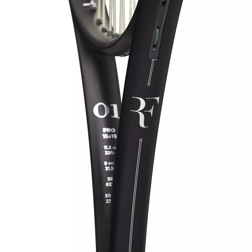 Wilson RF 01 Pro (320g) racket - Extreme Tennis