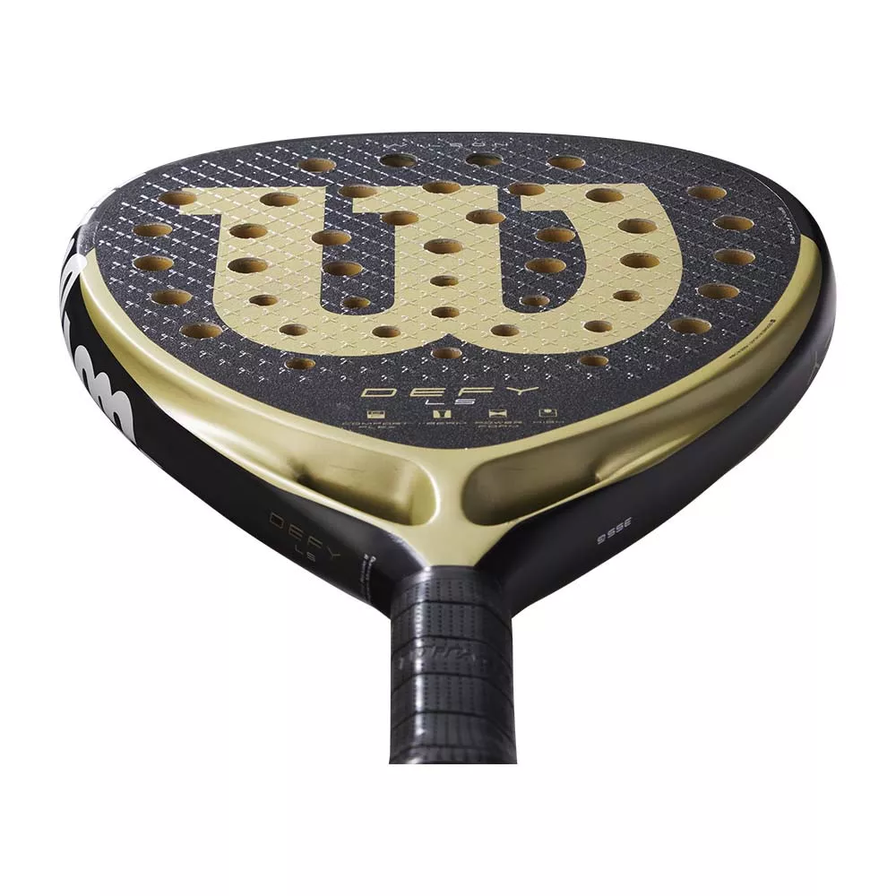 Wilson Blade V3 racket