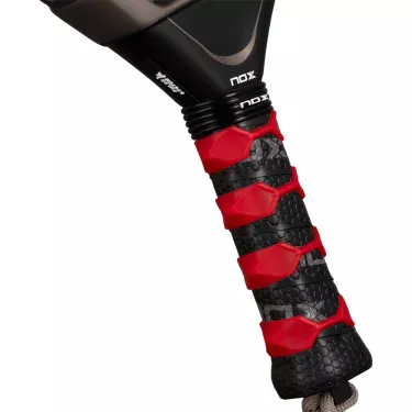 Nox AT10 Pro Cup Hard 2025 racket