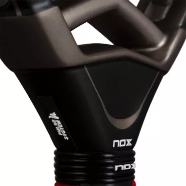 Nox AT10 Pro Cup Hard 2025 racket