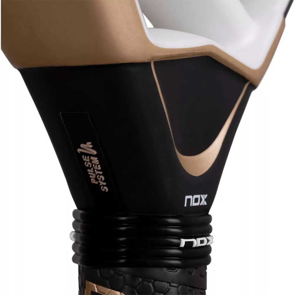 Nox AT10 Genius 18K Alum 2025 racket