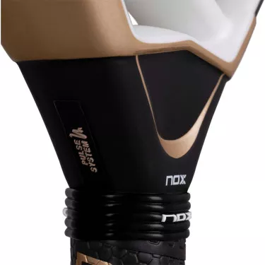 Nox AT10 Genius 18K Alum 2025 racket
