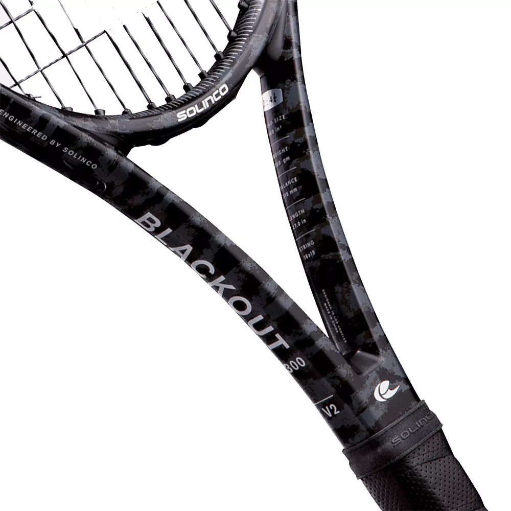 Solinco Black Out 300 racket