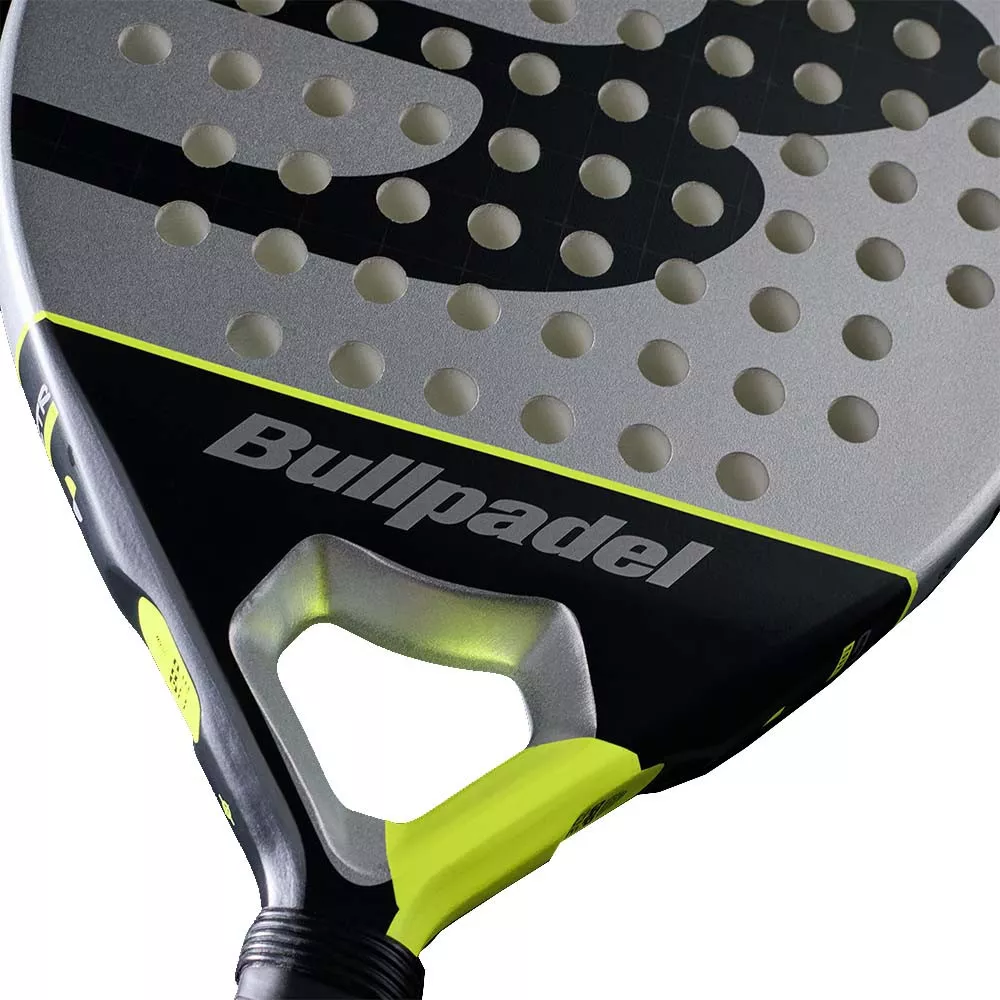 Bullpadel Indiga CTR 25 racket
