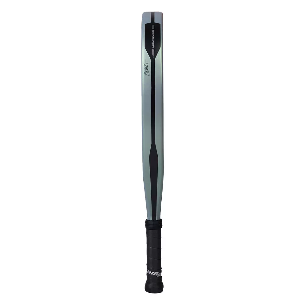 Bullpadel Vertex Jr Boy 26 racket