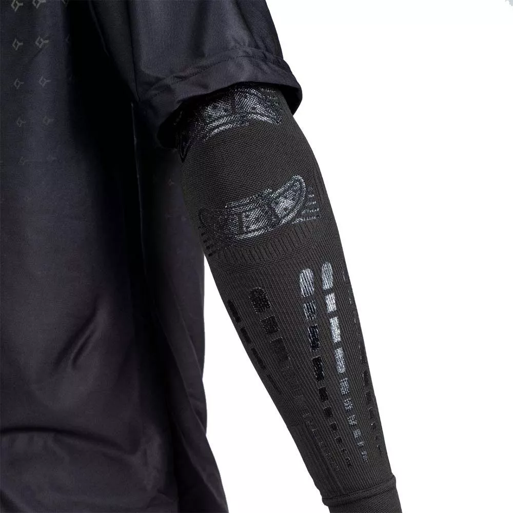 Floky NO-STRAIN Evolution Compression Sleeve Black