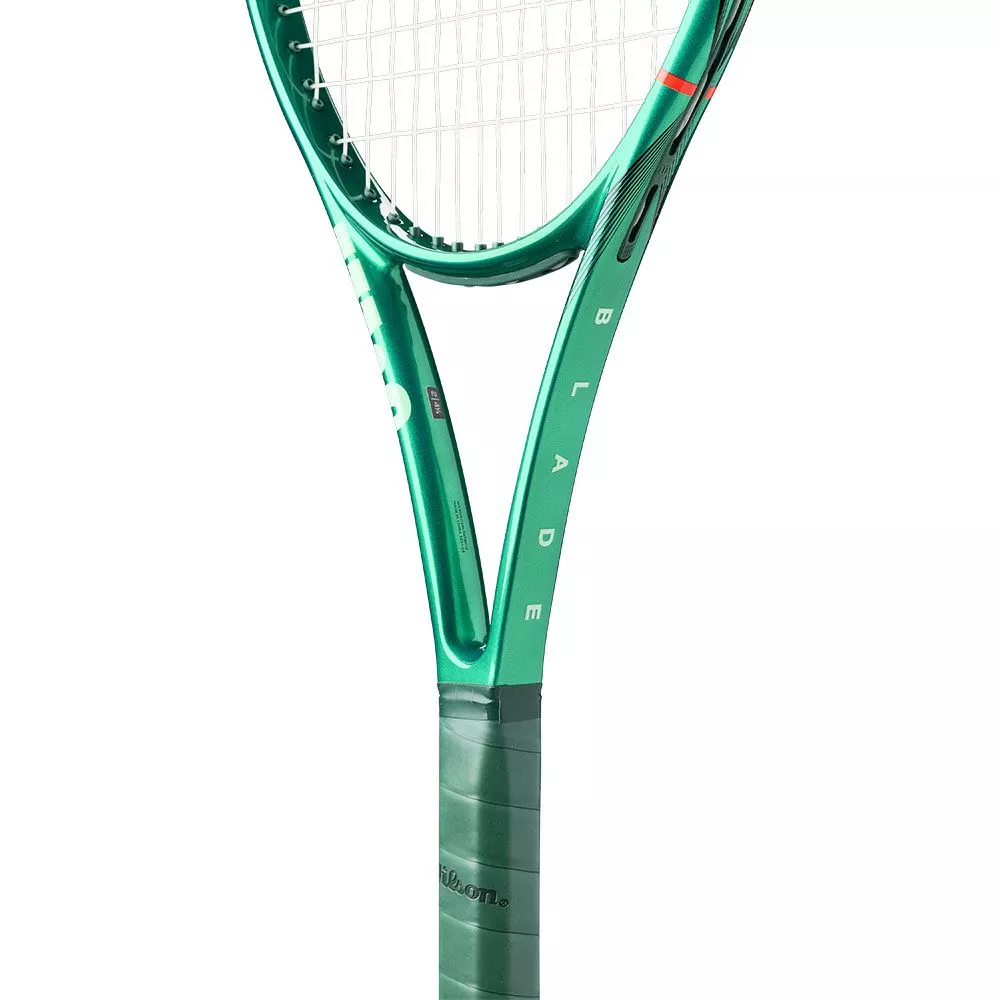 Wilson Blade 100L V10 (285g) Tennis Racket