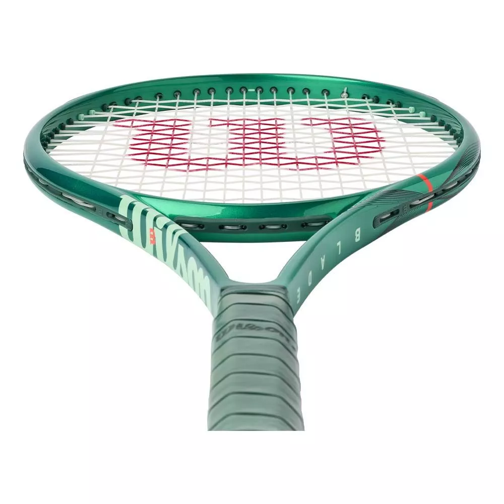 Wilson Blade 100 V10 Tennis Racket (300g)