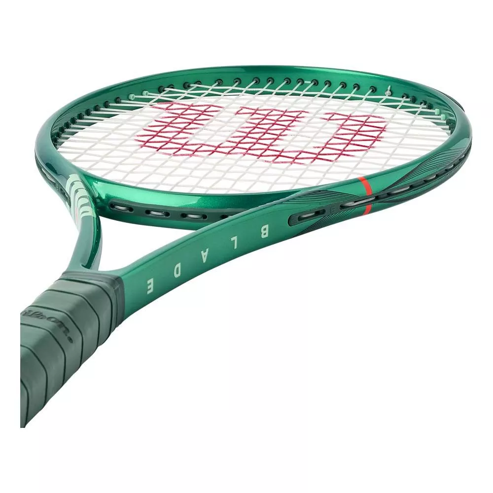 Wilson Blade 100 V10 Tennis Racket (300g)