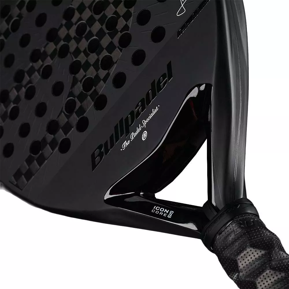 Bullpadel Icon 27 racket