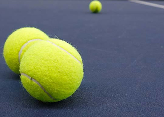 Can you play padel with tennis balls?