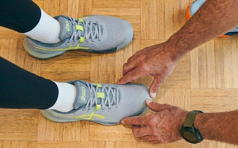 Which tennis shoe for wide feet?