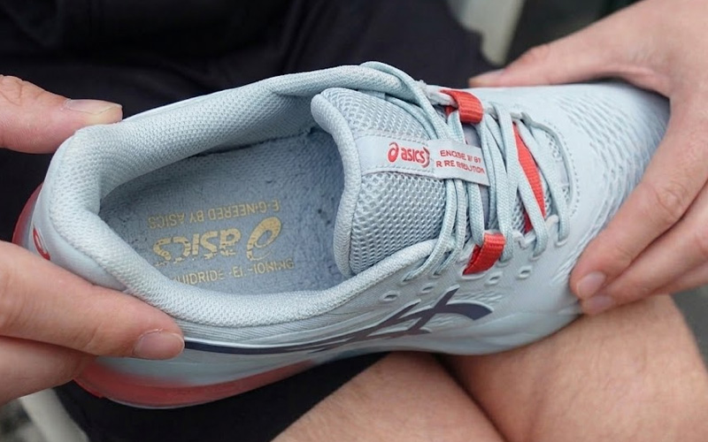 How to tell if your tennis shoes are worn out?