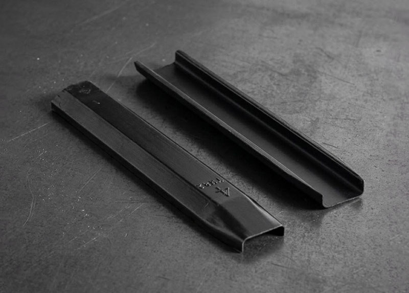 Reduce the grip size of a tennis racket